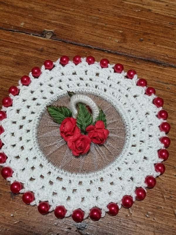 Beautiful Vintage Milk Jug Doily with Beaded detail - Diameter - 13cm