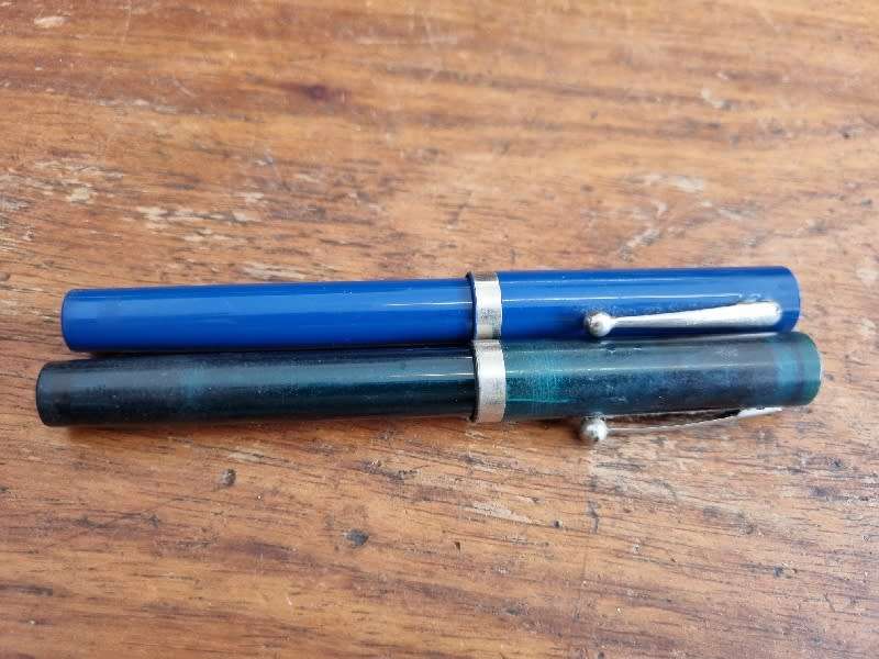 2 x Sheaffer fountain pens - Made in USA
