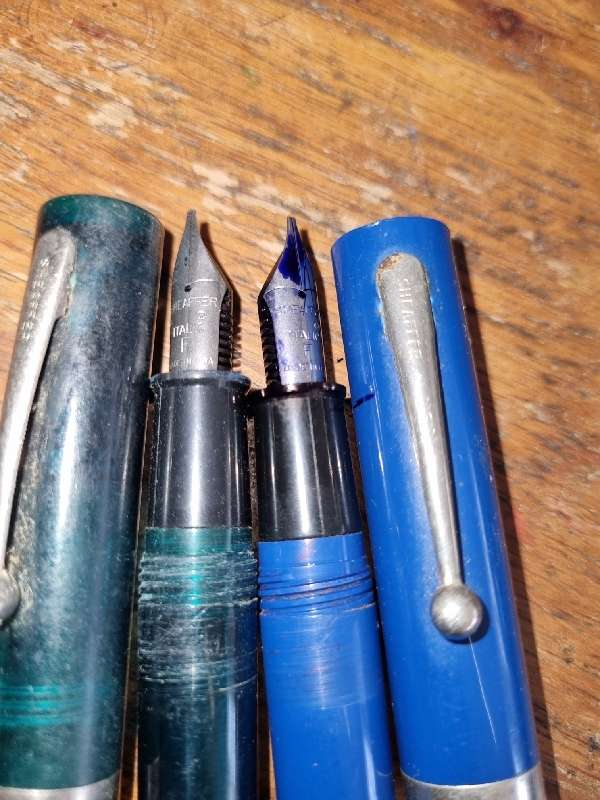 2 x Sheaffer fountain pens - Made in USA