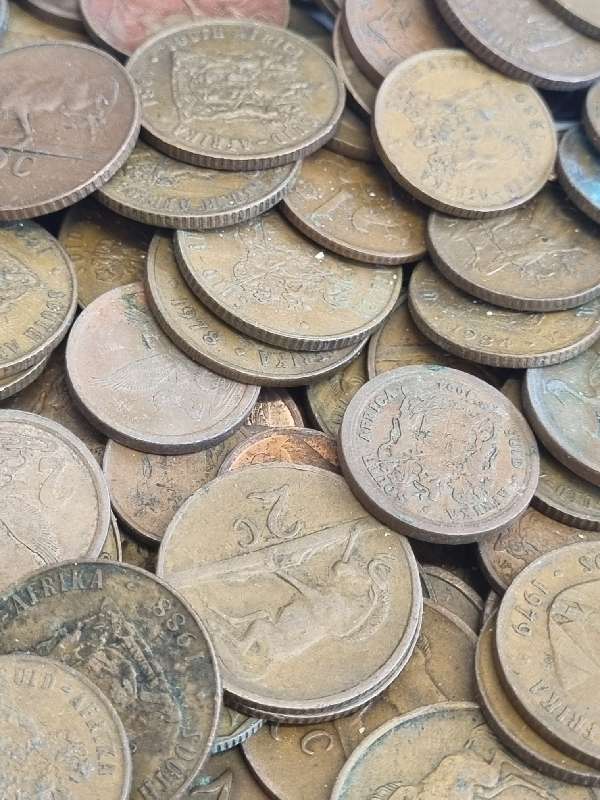 300 x 2c and 1c coins - 2 cent and 1 cent coins