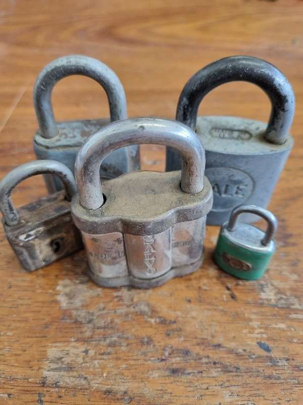 5 x Vintage Locks - No Keys
