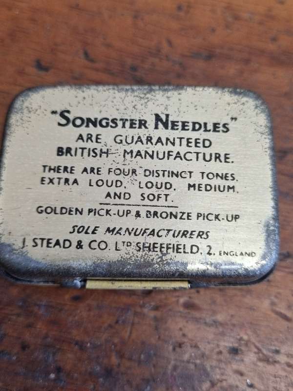 Songster Gramophone Needle Tin with some needles - Made in England