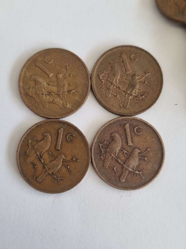 210 x 1c coins - 1 cent coins