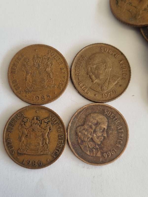 210 x 1c coins - 1 cent coins