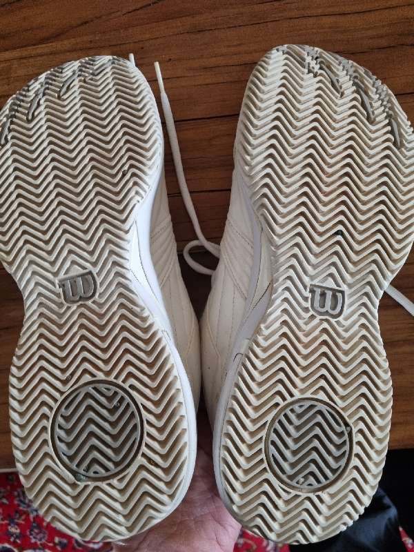 Wilson Tennis / Netball shoes - Great Condition - Size 7
