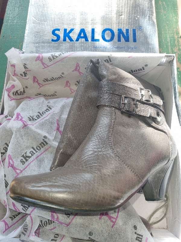 Grey Skaloni Boots - Size 8