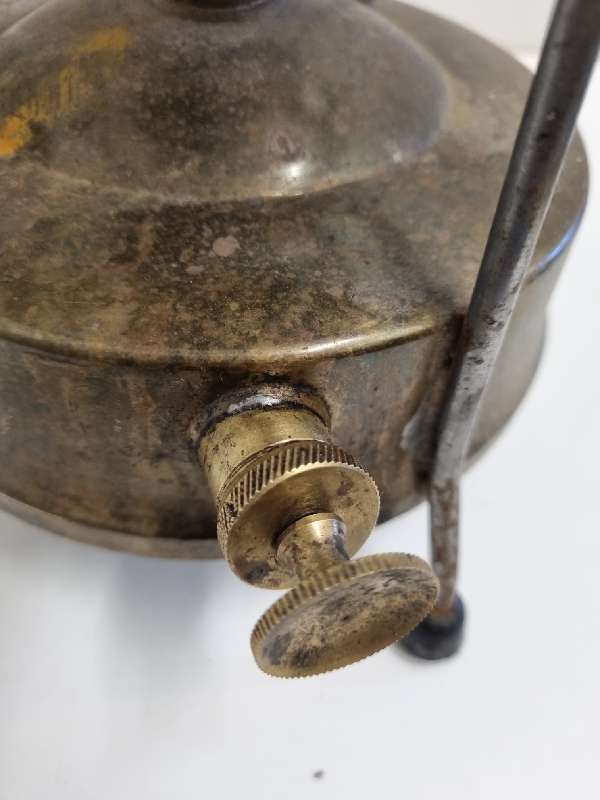 Vintage Primus stove - Some rust - See pictures