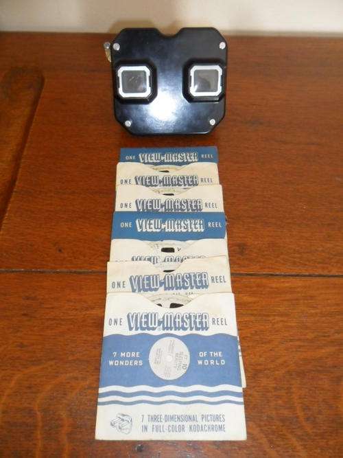 Vintage Sawyers View-Master with 7 Reels
