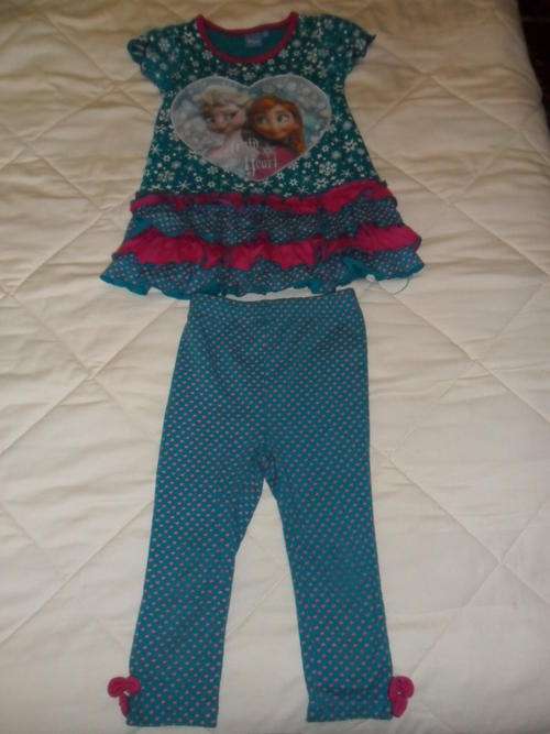 Frozen Top and Pant set by Disney - Size 5 - 6 Years