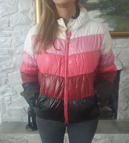 Amazing Moncler puffer jacket !