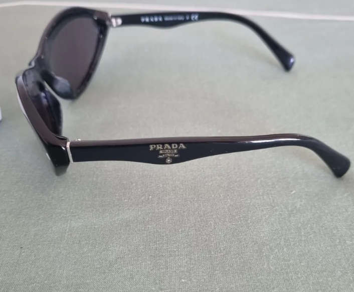 Gorgeous authentic cat eye Prada sunglasses for sale.