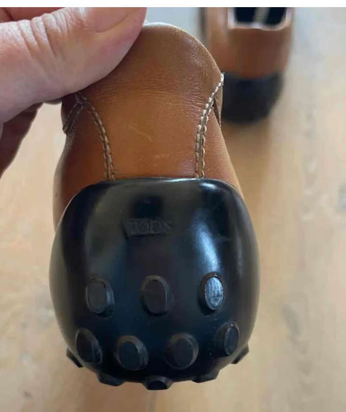 Stunning Tod`s walking shoes .