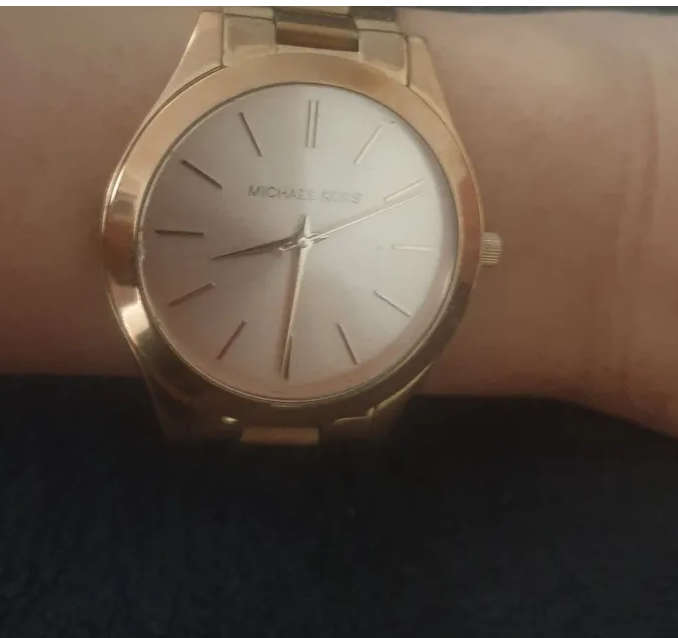 Gorgeous Michael Kors watches. Rose gold. Model number: MK - 3197.
