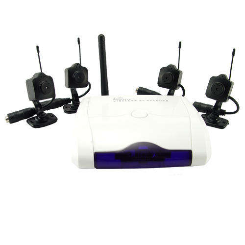 Wireless Surveillance Combo with 4 Cameras - 42A203X4 - PAL