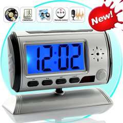 Digital Spy Camera Clock with Hidden LCD Playback Screen and Motion Detection (4GB) I165