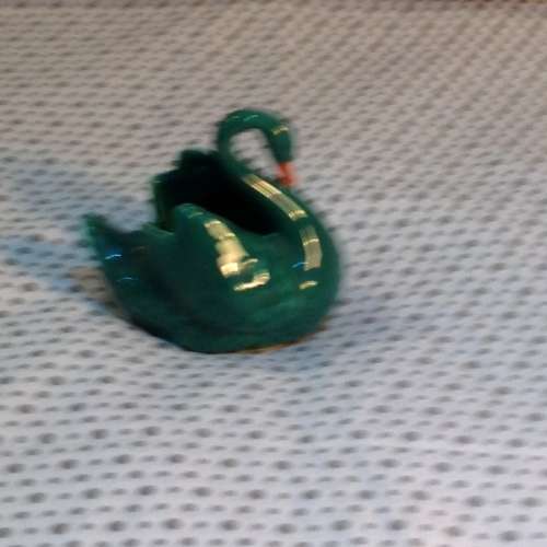 Lucia ware 3305 green swan