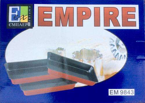 NEW - Set of three roasting tpans