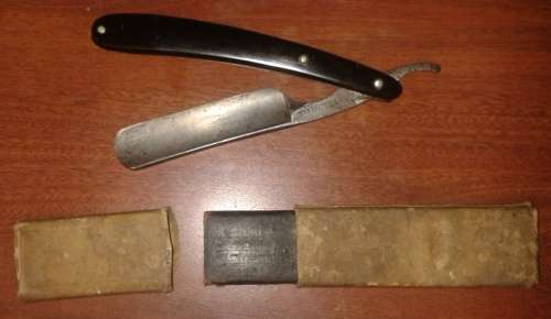 Vintage Puma Straight Razor and Leather Strop