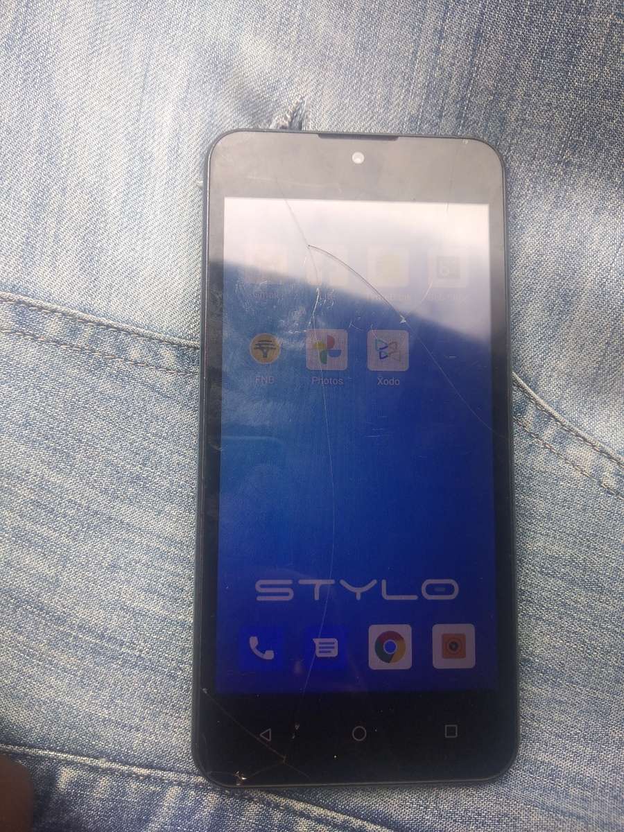 SMARTPHONE || STYLO MOSCOW || 8G, PUNCH HOLE SELFIE CAM, CLEAR PHOTO, GOOD CONDITION