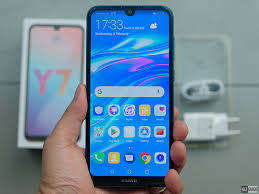 LIKE NEW HUAWEI Y7 PRO || AMAZING PHOTOS, FACE ID, SNAPDRAGON 450, VERY FAST AND STYLISH