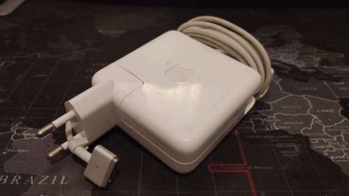 **MACBOOK PRO i7 2.7Ghz 16GB RAM**