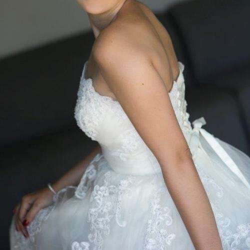 Wedding gown - size 32/34 - BREATHTAKING