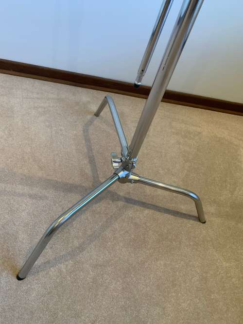 Heavy duty C stand with boom arm.