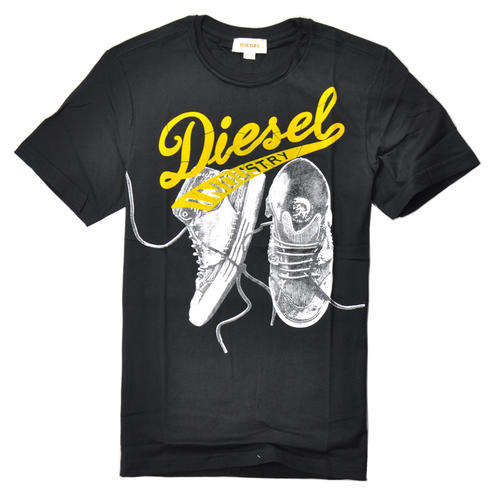 - Diesel - summer t shirts - Size Large - NEW -