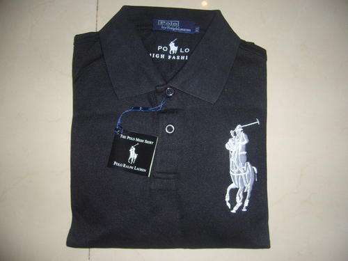 POLO - BLACK LONG SLEEVE - SIZE MEDIUM - GREAT FOR WINTER - DONT MISS JUST IN -