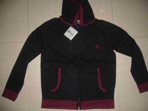 PRINGLE - SCOTLAND - SIZE LARGE - HOODIE - GREAT FOR WINTER -