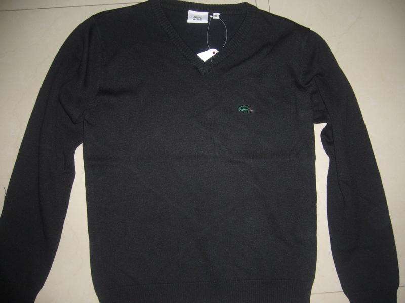 LACOSTE - V NECK - SIZE SMALL - BLACK - NEW -