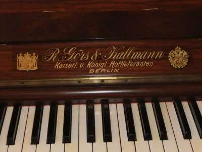 Piano Antique 1912 R. Gors and Kallmann Upright Piano