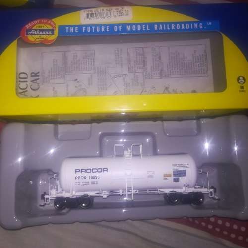 Athearn Acid Tank Car