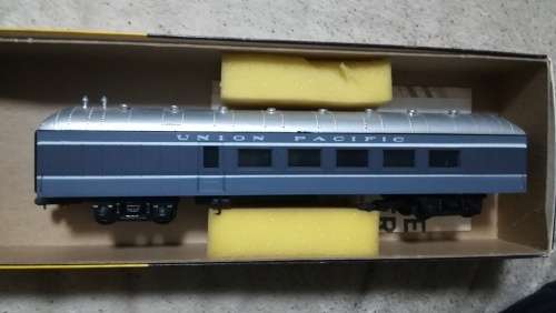 Roundhouse Union Pacific Coach