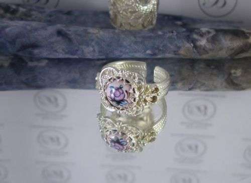 Traditional Vintage Russian Style Enamel Finift Ring. Hand Made, Hand Painted. Rostov City Russia.