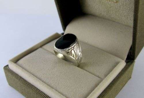 Beautiful Antique Sterling Silver Ring with Onyx. Hand Made.