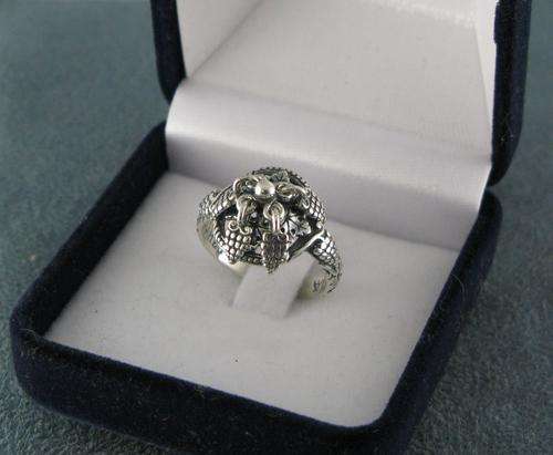 Beautiful Russian Designer Vintage 925 Silver Ring with Charms