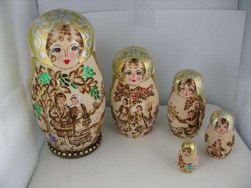 Traditional Russian Doll "Matryoshka" set of 5, Hand made in Russia (Big one).