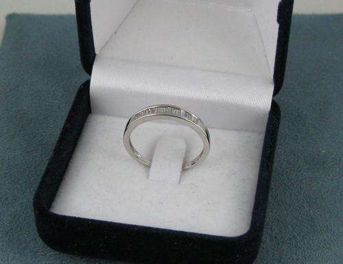 Beautiful Vintage 18 Carat White Gold with Natural Baguette Diamonds Eternity Ring.