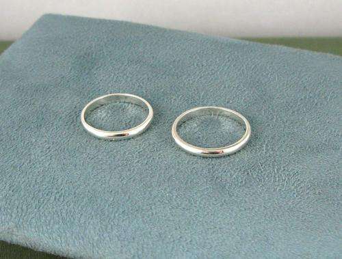 Set of 2 Wedding Bands, Sterling Silver.