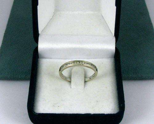 Beautiful Vintage 925 Silver Eternity Ring with Crystals. Hallmarked.