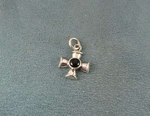 Old Vintage 925 Silver Pendant Cross with Onyx.