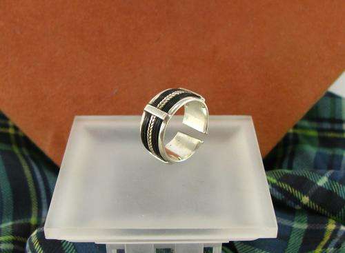 Vintage African 925 Sterling Silver Ring with Elephant Hair.