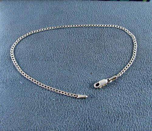 Pretty 925 Sterling Silver Chain Bracelet. Hallmarked. Italy.