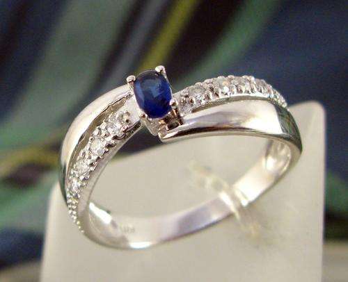 Classic Vintage Sterling 925 Silver Cluster Ring with Sapphire & Crystals. Revamped as new!