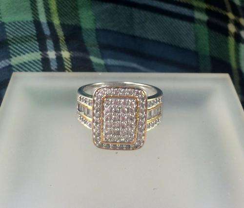 Stunning Bulky Silver 926 ring with CZ. gilded.