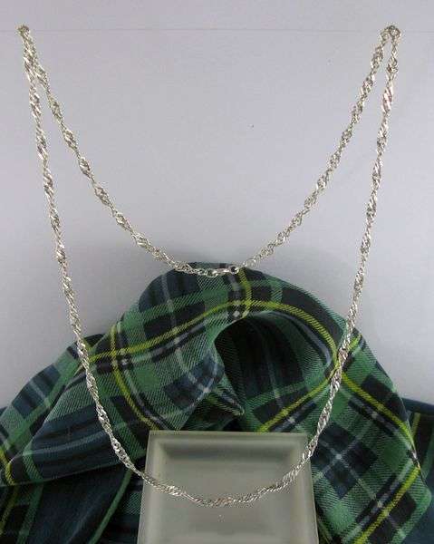 Beautiful Vintage 925 Sterling Silver Twisted Cable Chain Necklace.