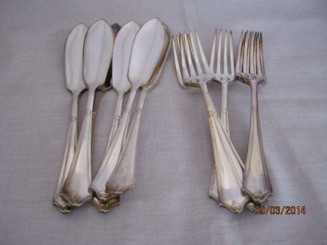 Silver Fish Knifes and Forks