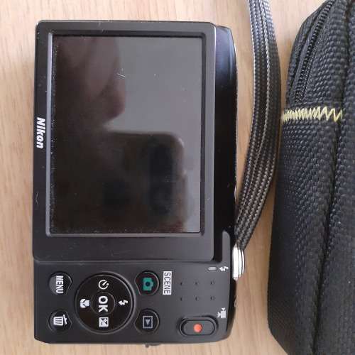1 x nikon coolpix camera S 2800
