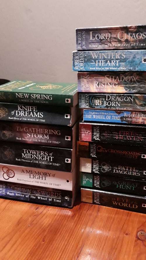 Complete Wheel of Time collection by Robert Jordan, plus prequel and companion book - 16 titles